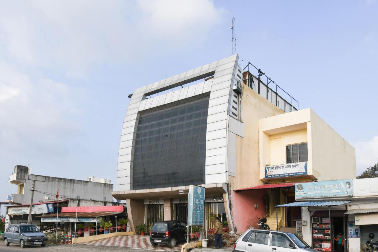 Oyo 67033 Hotel Sahil Plaza Уна Экстерьер фото